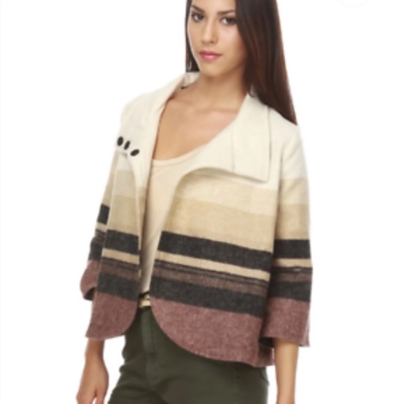 Billabong Wool Blend Shadow Cream and Red Striped Cropped Jacket - Picture 2 of 8